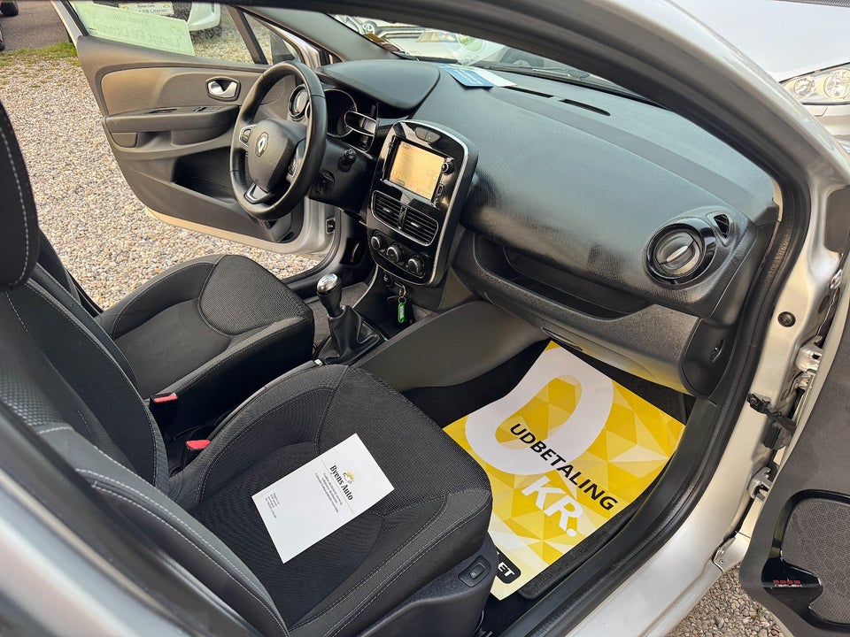 Renault Clio IV 1,5 dCi 90 Dynamique Sport Tourer 5d