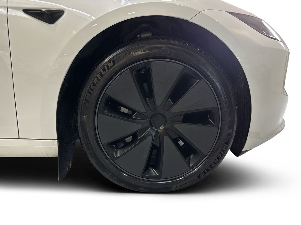 Tesla Model 3 RWD 4d