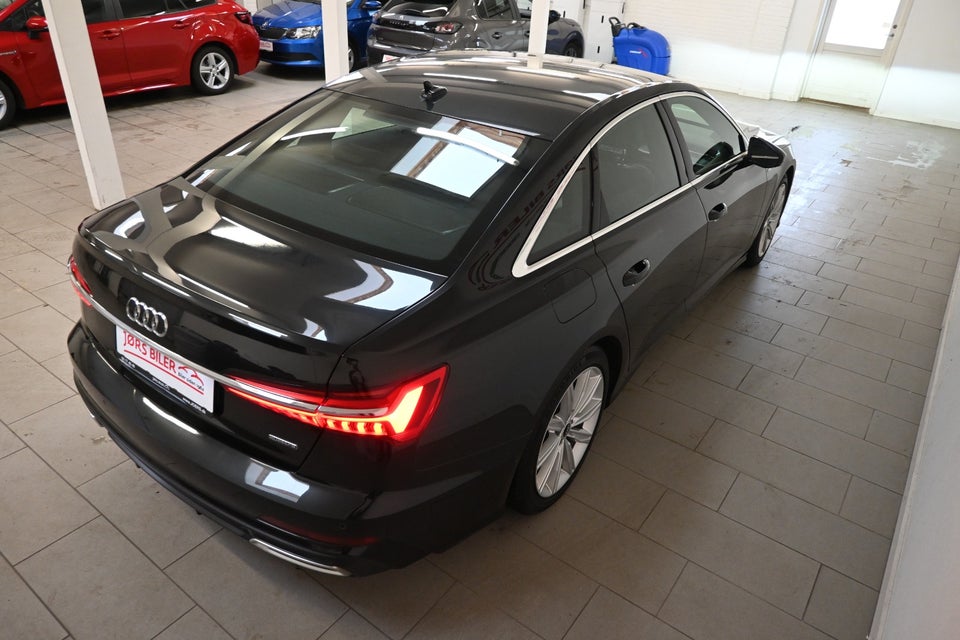 Audi A6 50 TFSi e S-line quattro S-tr. 4d