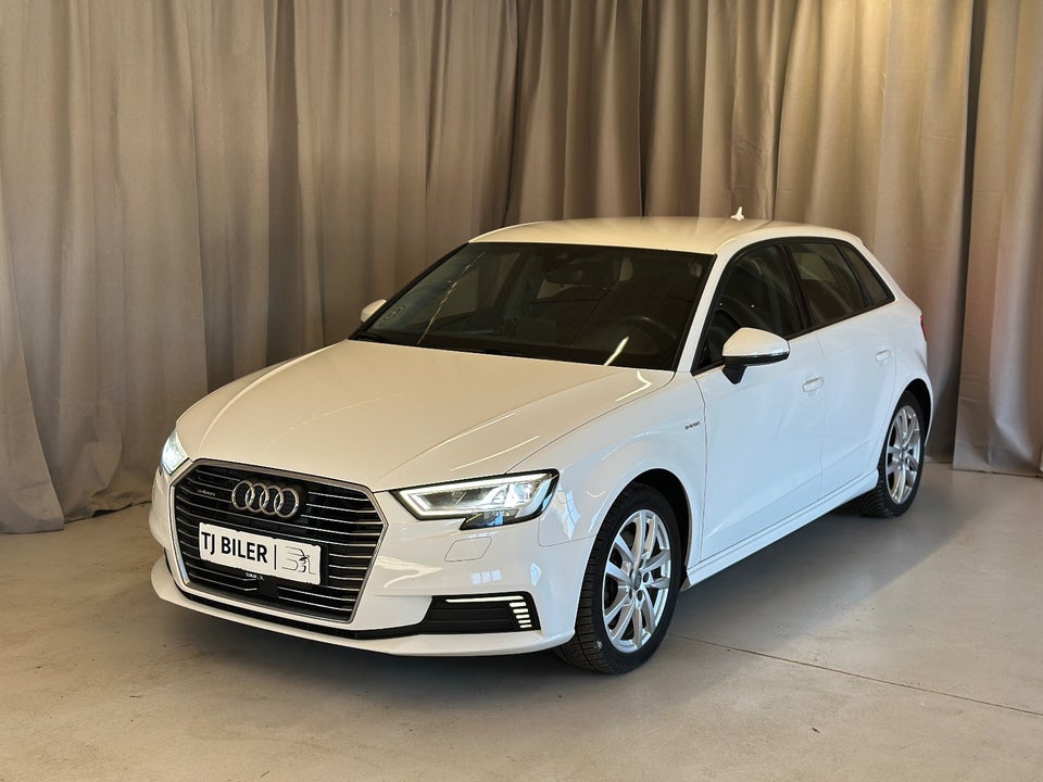 Audi A3 1,4 e-tron Sportback S-tr. 5d