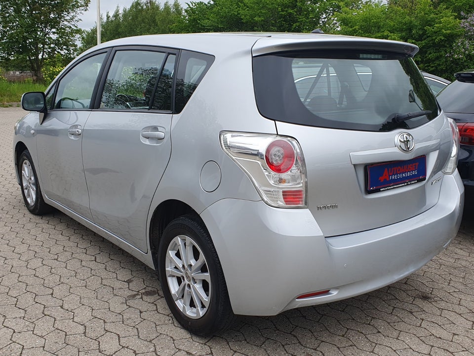 Toyota Verso 1,8 TX 7prs 5d
