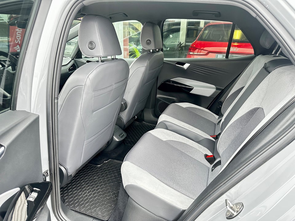 VW ID.3 77 Pro S Tour 5d