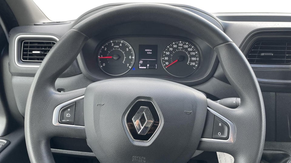 Renault Master V T33 2,0 dCi 150 L2H2 Kassevogn Tekno