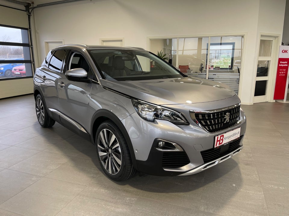 Peugeot 3008 1,5 BlueHDi 130 Selection 5d