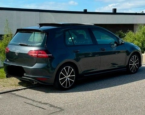 VW Golf VII 2,0 GTi DSG BMT 5d