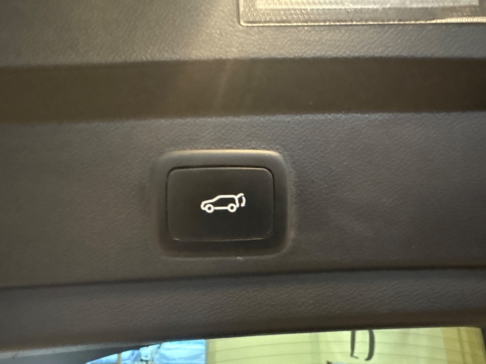 MG Marvel R Luxury 5d