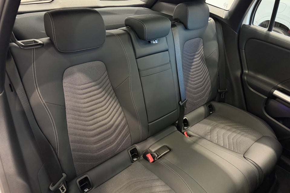 Mercedes EQA250 Progressive 5d