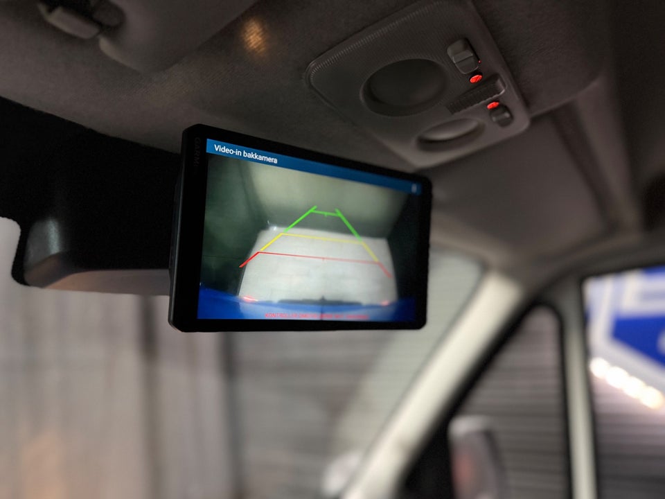 Iveco Daily 2,3 35S13 10,8m³ Van