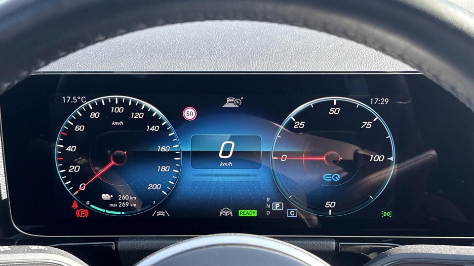 Mercedes EQA250 Progressive 5d