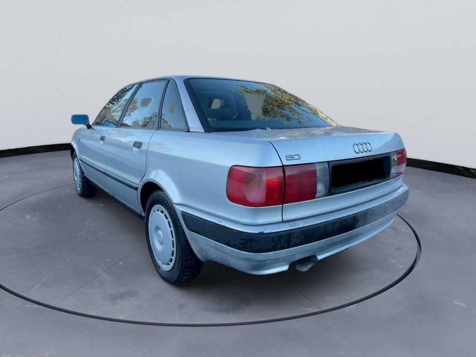 Audi 80 2,0 E 4d