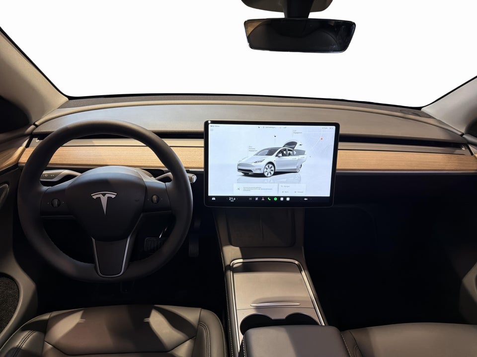 Tesla Model Y RWD 5d