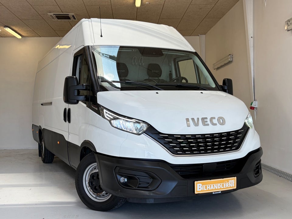 Iveco Daily 3,0 35S18 16m³ Van AG8