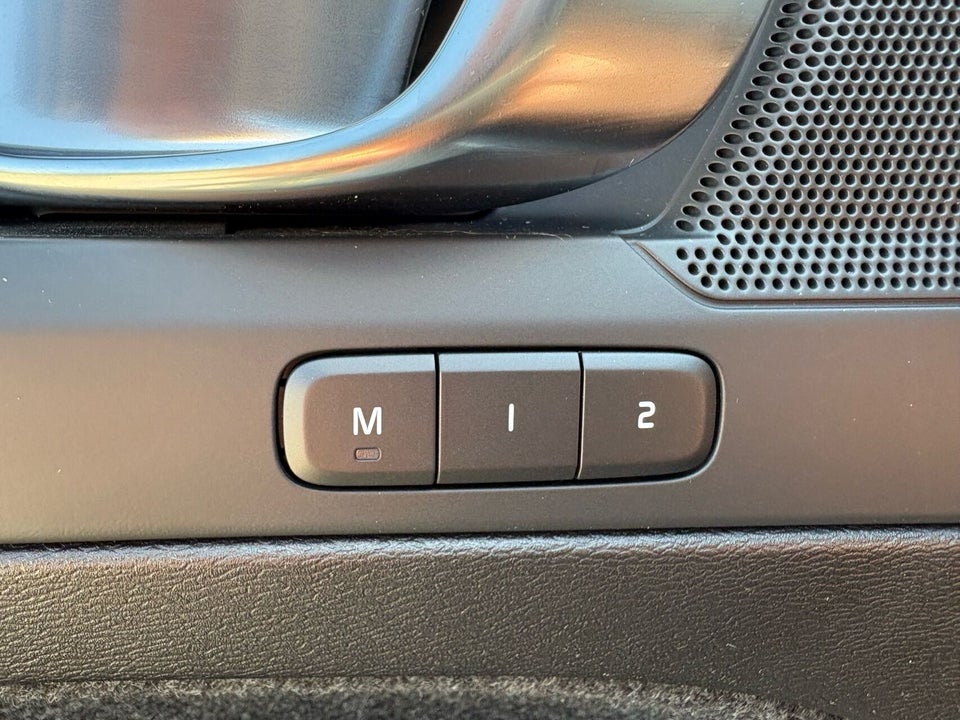 Volvo XC40 P6 ReCharge Plus 5d