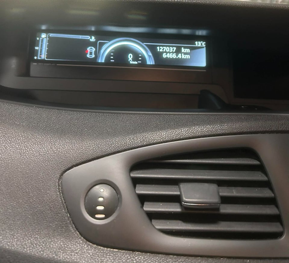 Renault Grand Scenic III 1,6 16V Expression 5d