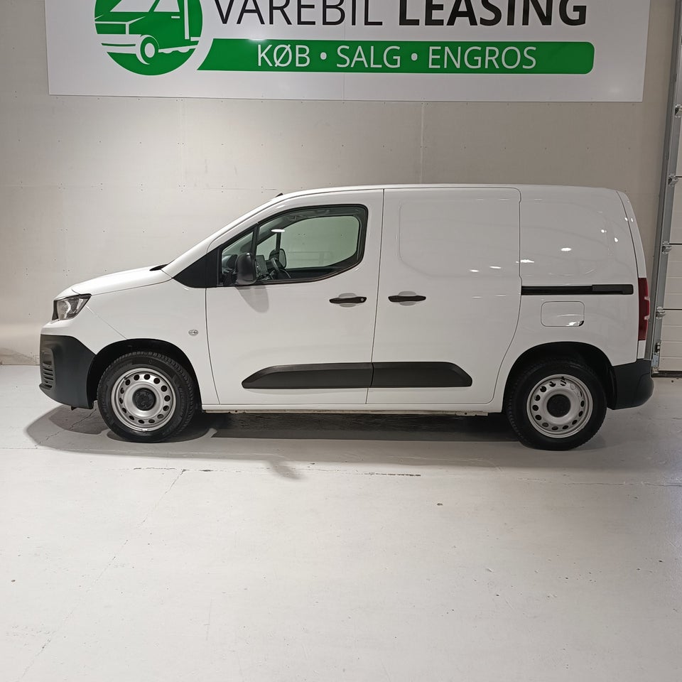 Peugeot Partner 1,5 BlueHDi 130 L1V1 Plus EAT8 Van