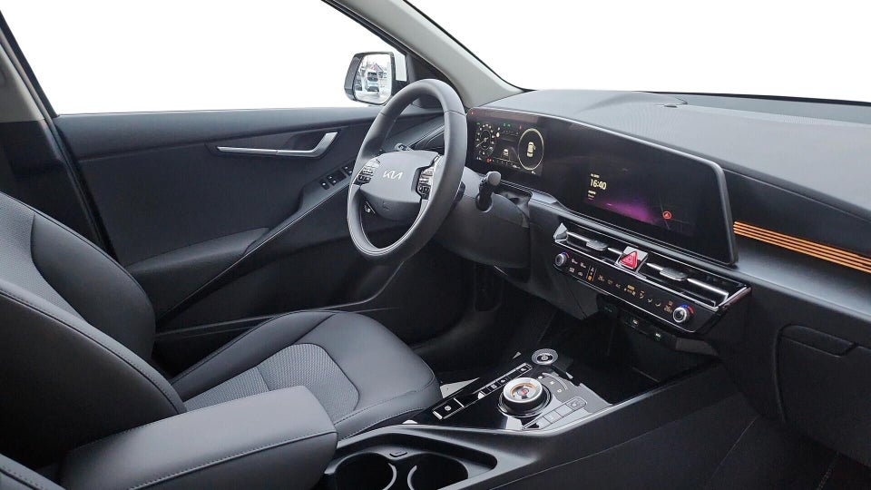 Kia Niro 64 EV Prestige 5d