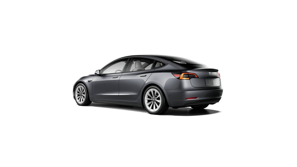 Tesla Model 3 Long Range AWD 4d