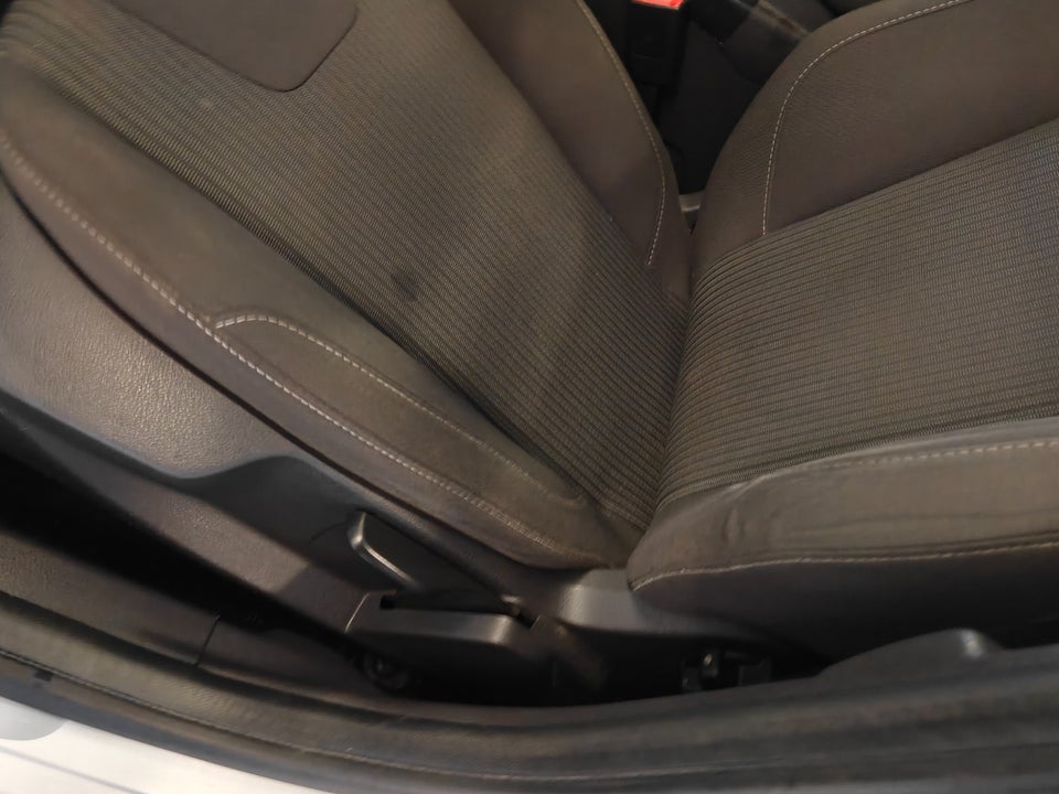 Ford Focus 1,0 SCTi 125 Titanium stc. 5d