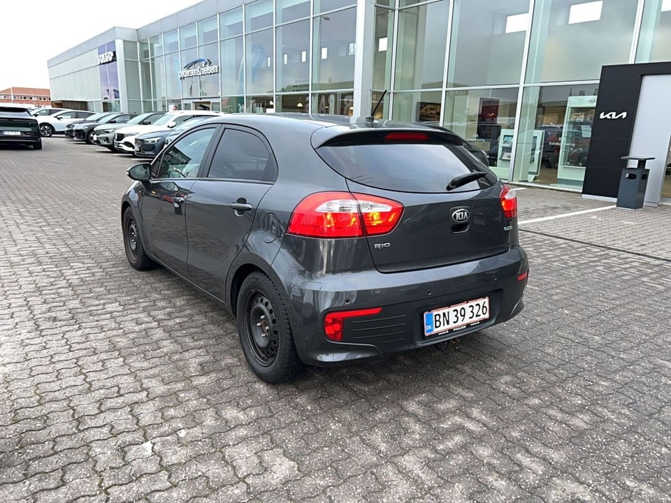 Kia Rio 1,2 CVVT Premium 5d