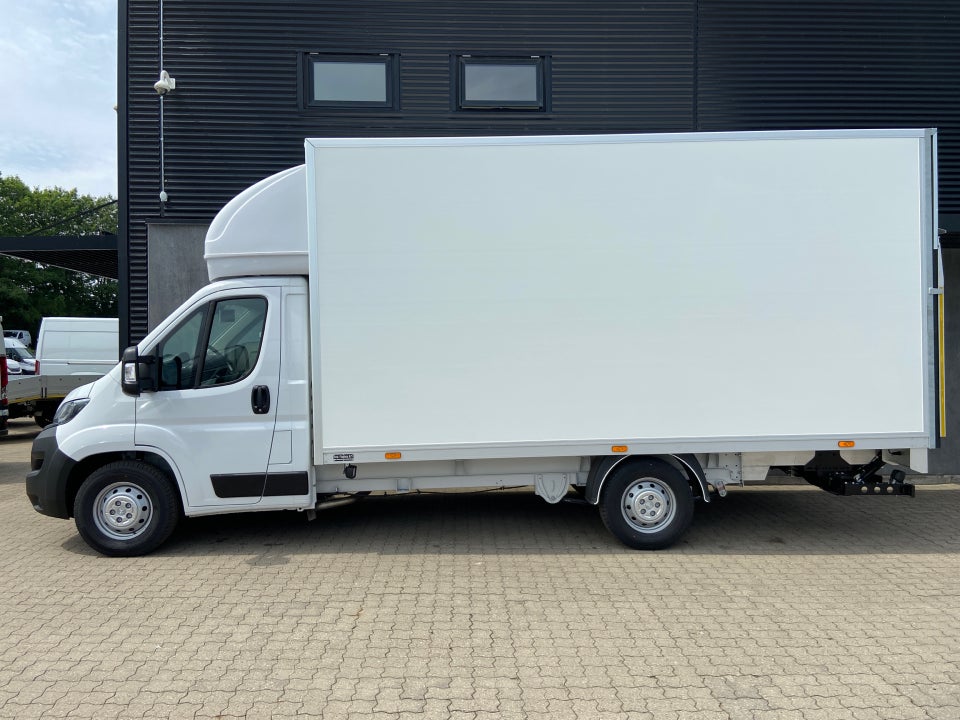 Peugeot Boxer 435 2,2 BlueHDi 165 L3 Plus 2d