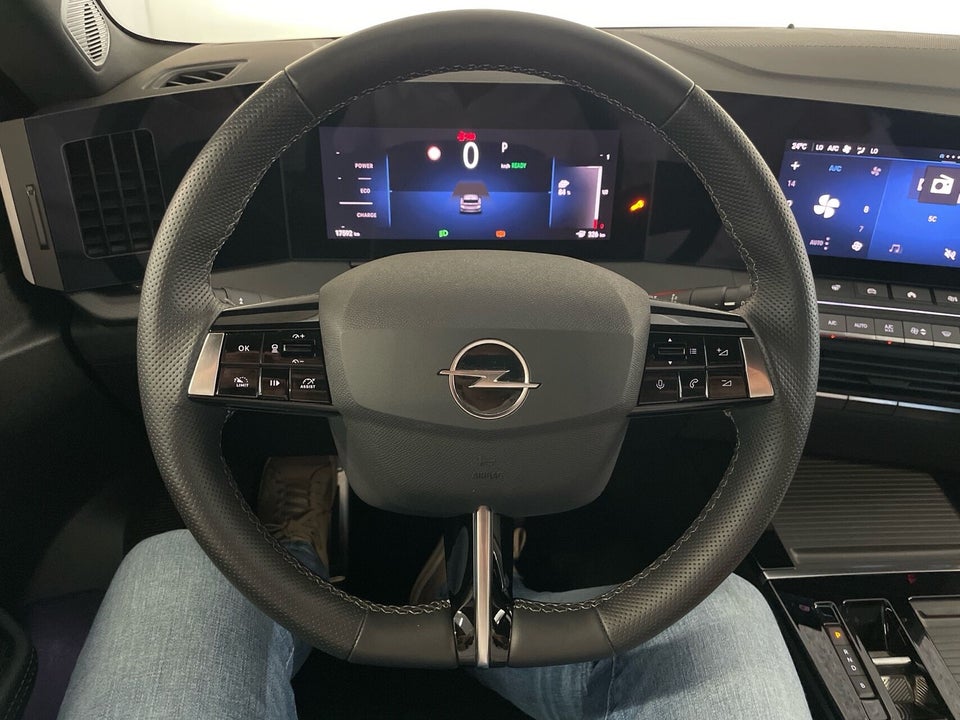 Opel Astra-e 54 GS Sports Tourer 5d