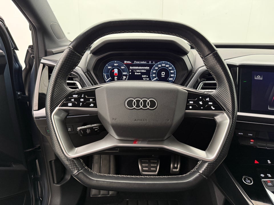 Audi Q4 e-tron 40 S-line 5d