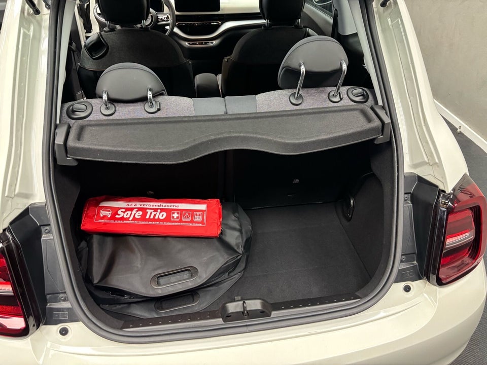 Fiat 500e 42 Icon 3d