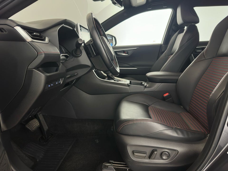 Suzuki Across 2,5 PHEV Adventure e-CVT 5d