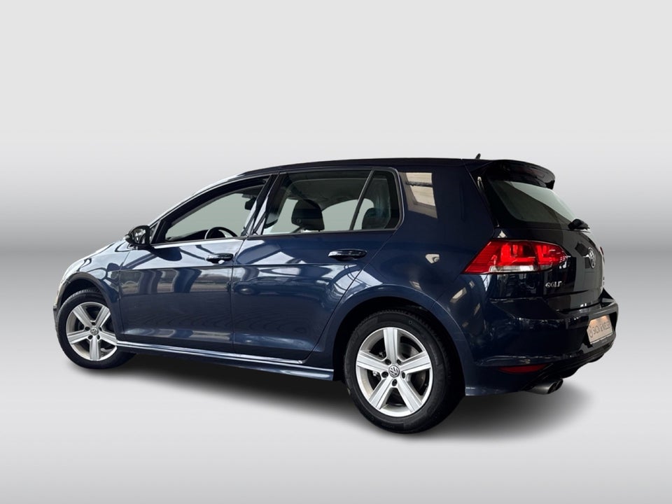 VW Golf VII 2,0 TDi 150 R-line BMT 5d