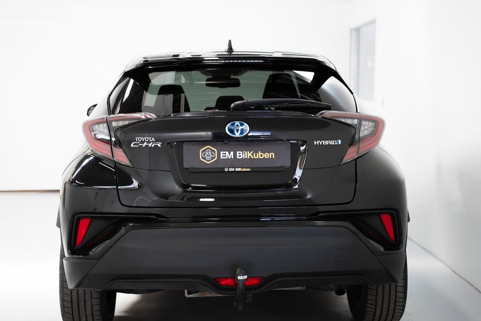 Toyota C-HR 1,8 Hybrid C-LUB Business CVT 5d