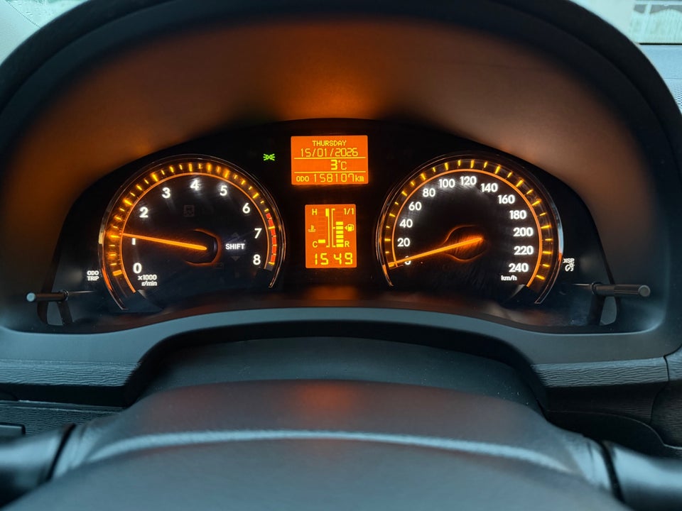 Toyota Avensis 1,8 VVT-i TX stc. 5d