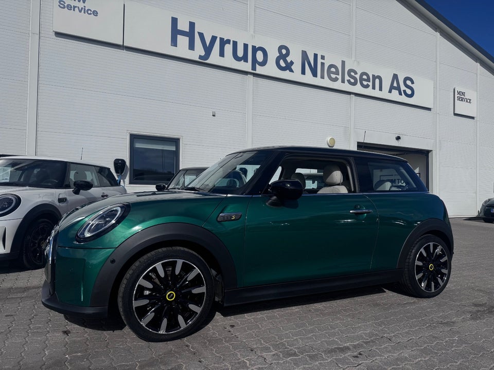 MINI Cooper SE Maximise 3d