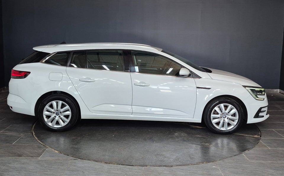Renault Megane IV 1,6 E-Tech Zen Sport Tourer 5d