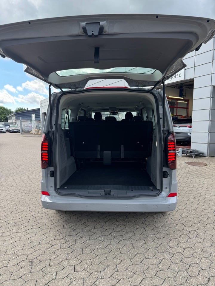 VW e-Caravelle 71 Life LWB