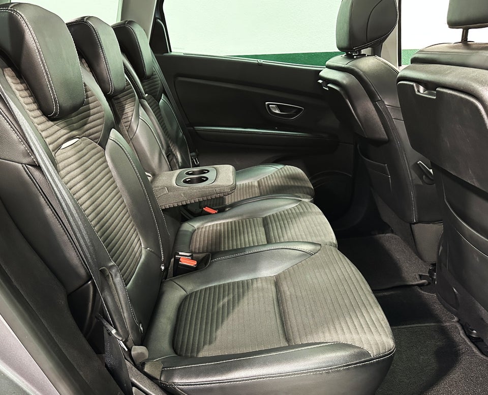 Renault Grand Scenic IV 1,3 TCe 140 Expression EDC 7prs 5d