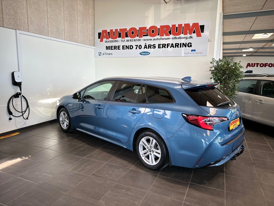 Toyota Corolla 1,8 Hybrid H3 Business Touring Sports MDS Van 5d
