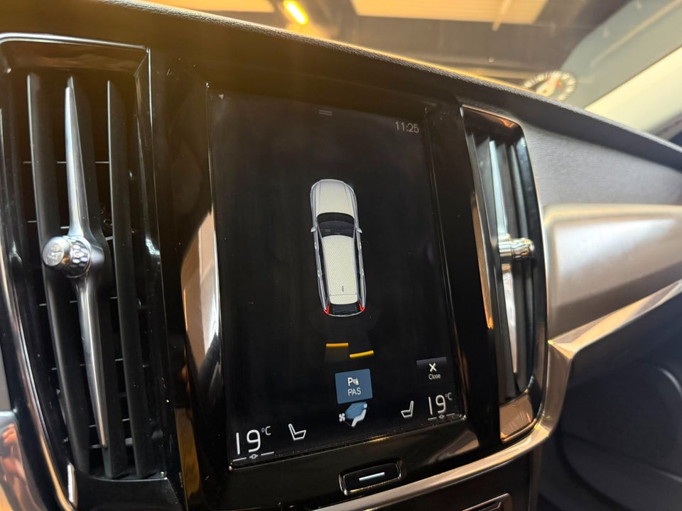 Volvo V90 2,0 D3 150 Momentum aut. 5d