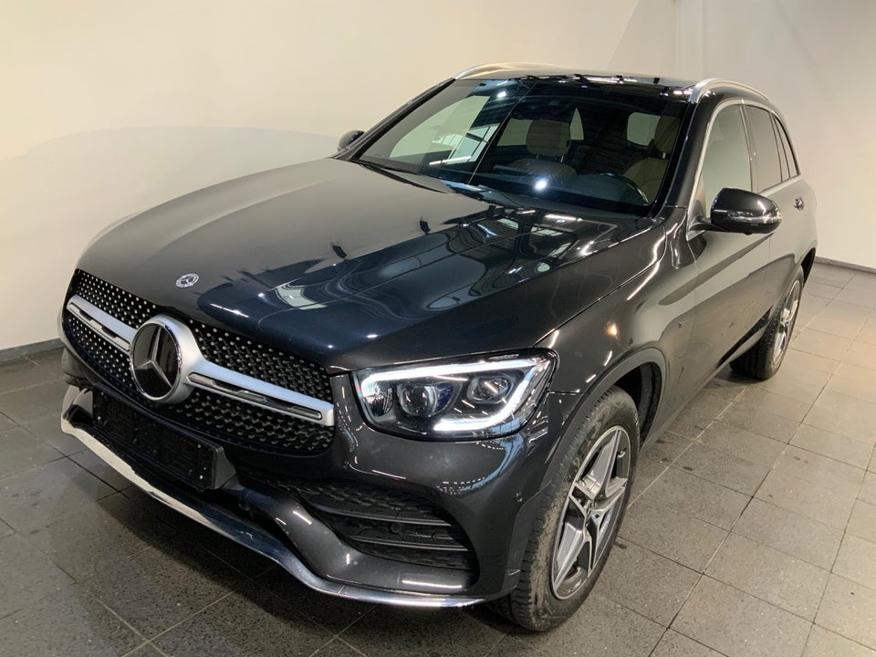 Mercedes GLC300 e 2,0 AMG Line aut. 4Matic 5d