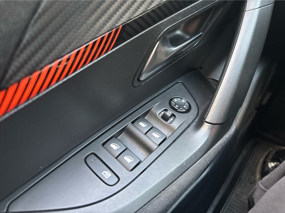 Peugeot 2008 1,2 PureTech 130 Active Pack EAT8 5d