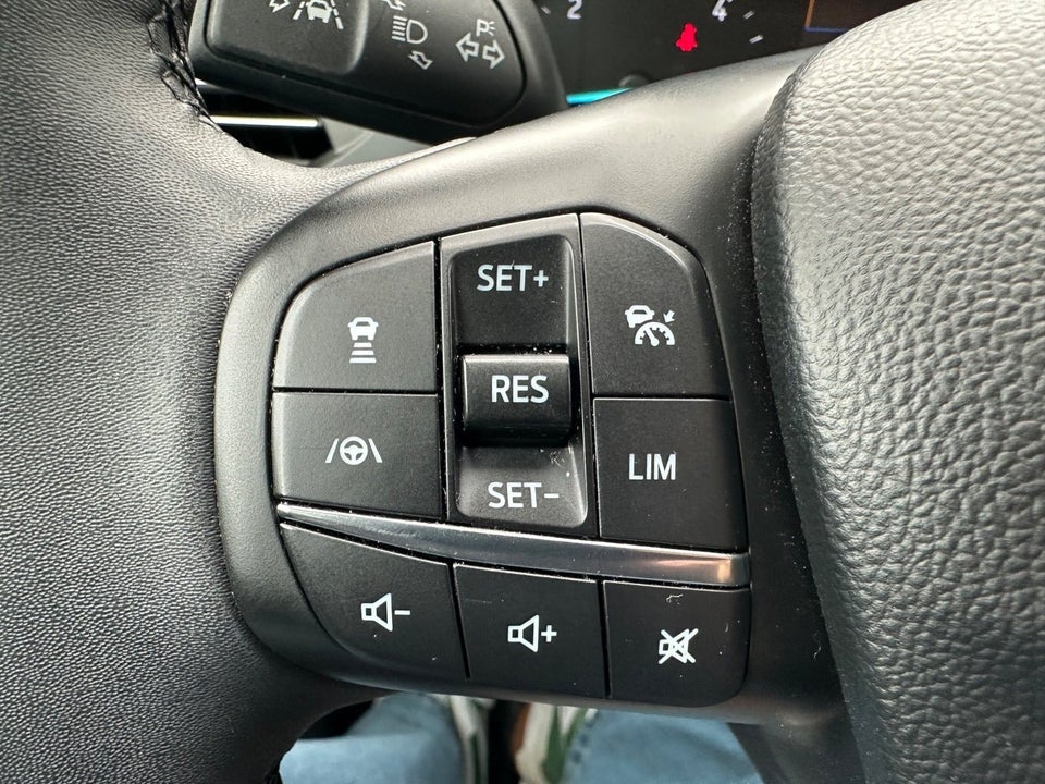 Ford Focus 1,5 EcoBlue Titanium stc. aut. Van 5d