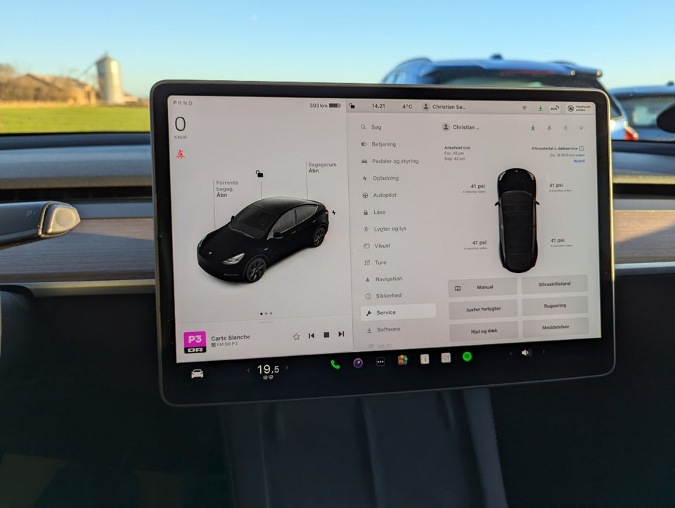 Tesla Model Y Long Range AWD 5d