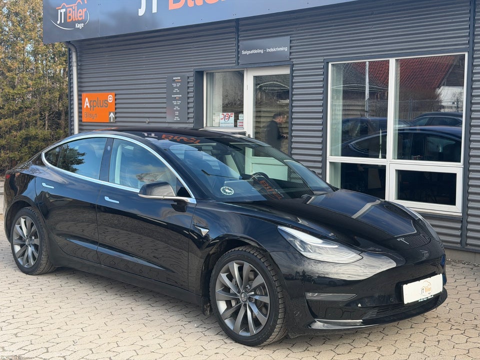 Tesla Model 3 Long Range AWD 4d