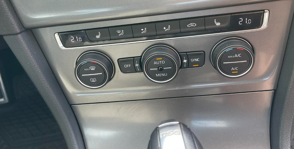 VW Golf VII 1,6 TDi 105 Highline DSG BMT Van 5d