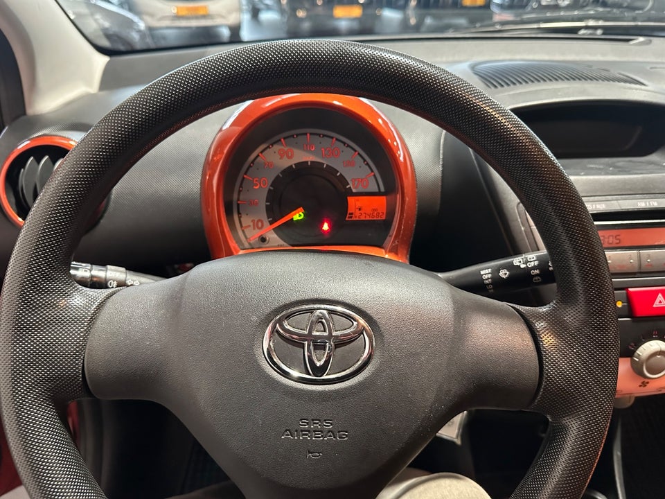 Toyota Aygo 1,0 VVT-i T2 Air Spice Edition 5d