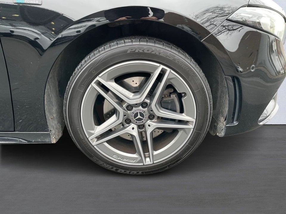 Mercedes A250 e 1,3 AMG Line aut. 4d