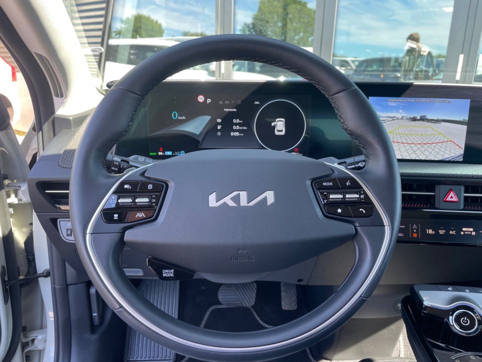 Kia EV6 77 Long Range Access 5d