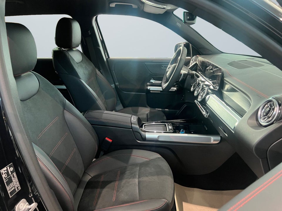 Mercedes EQB250+ AMG Advance 5d