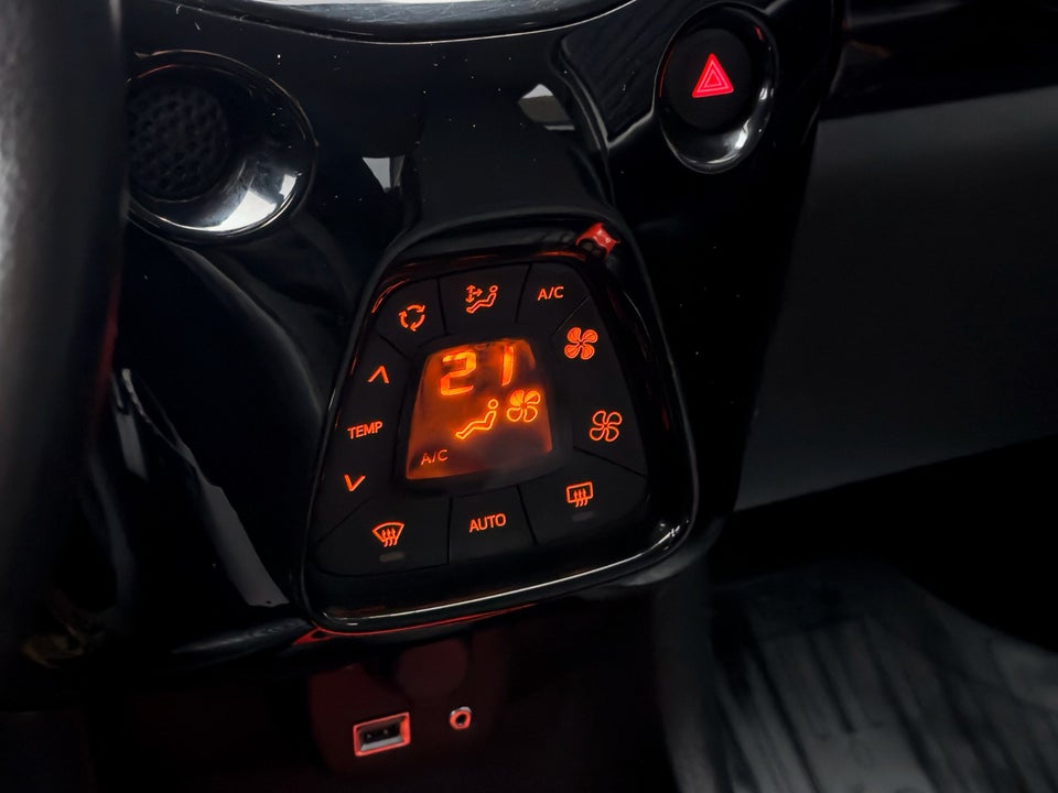 Toyota Aygo 1,0 VVT-i x-sky 5d