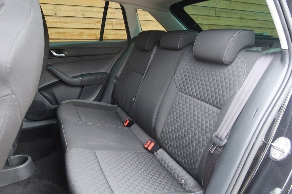 Skoda Rapid 1,4 TSi 125 Ambition Spaceback DSG 5d