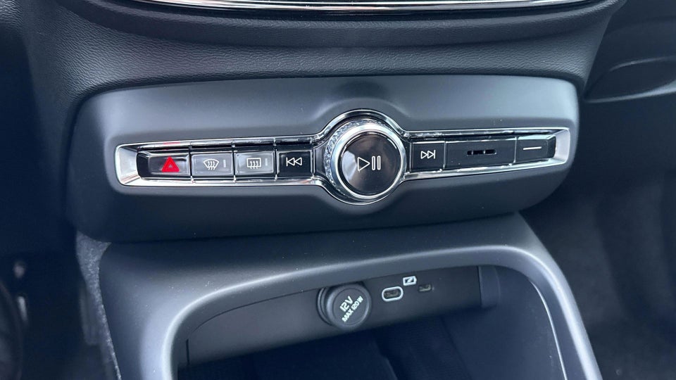 Volvo XC40 P6 ReCharge Plus 5d